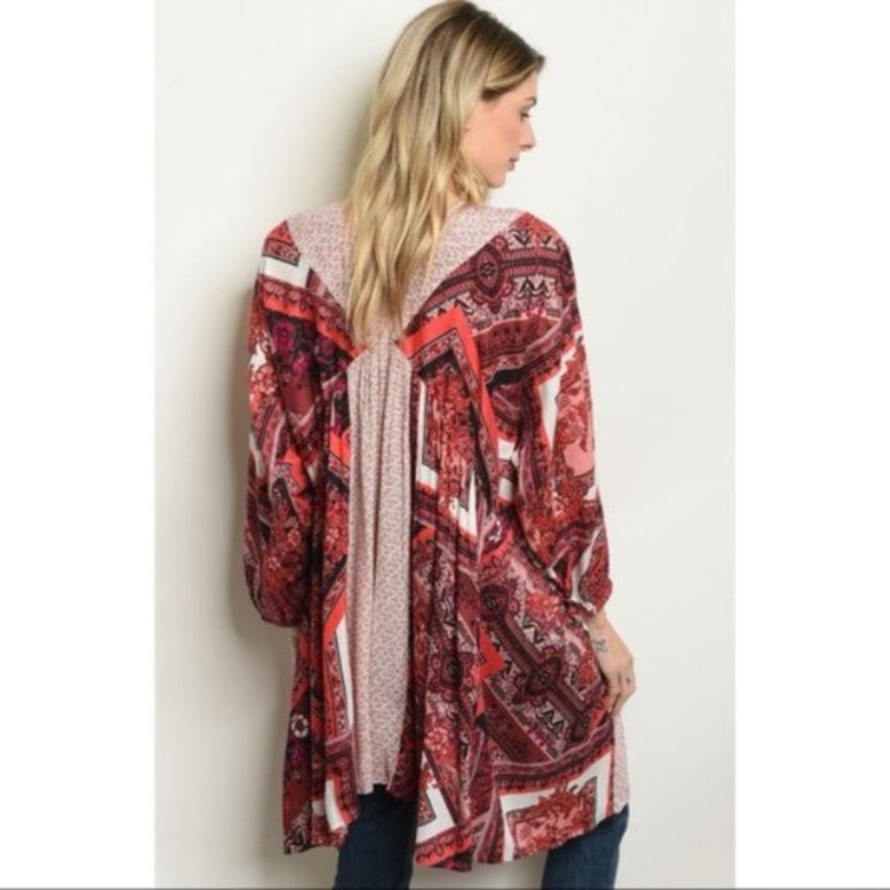 Red Patterned Kimono - Picture 2 of 2